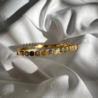 18k gold bangle 